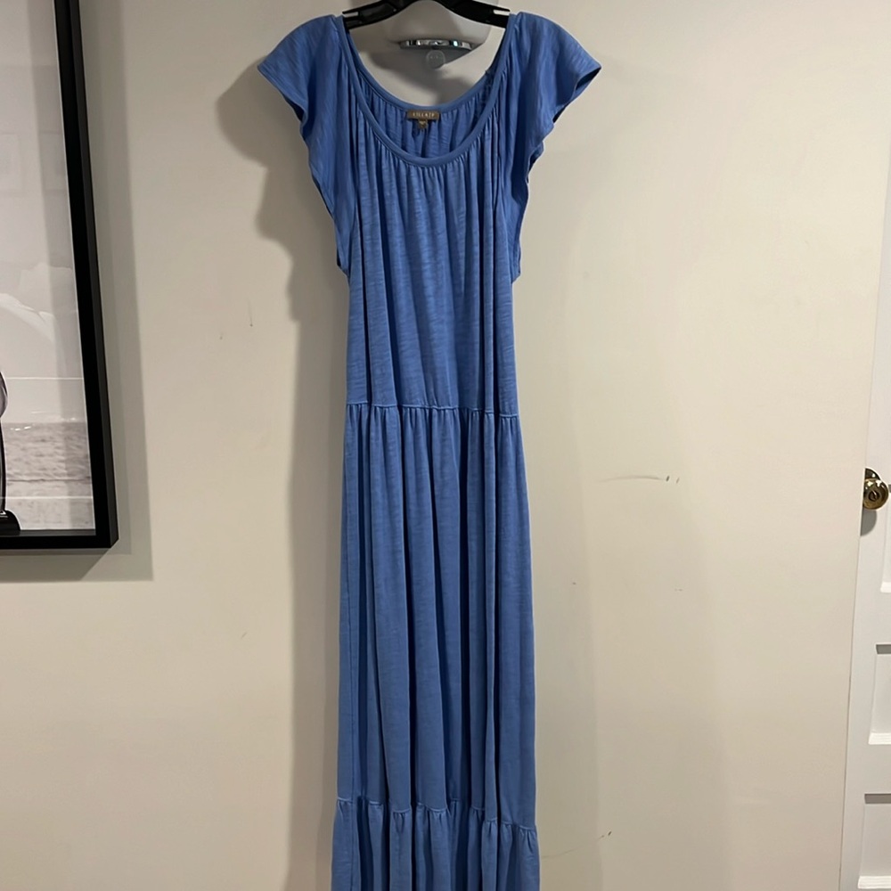 Effortless summer cotton dress in cornflower blue by LILLA P.